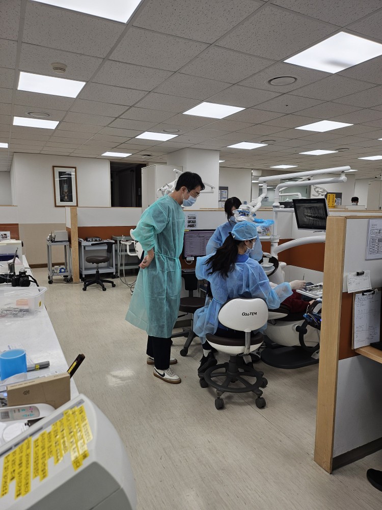 김진형 원장 학생 지도