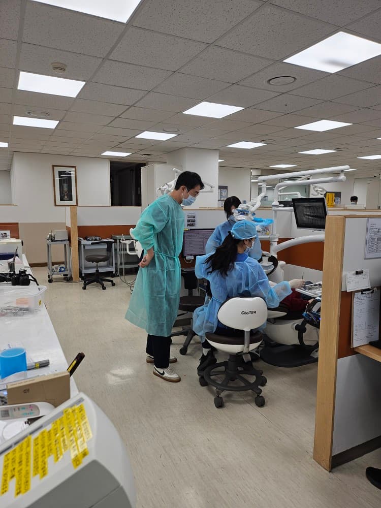 김진형 원장 학생 지도