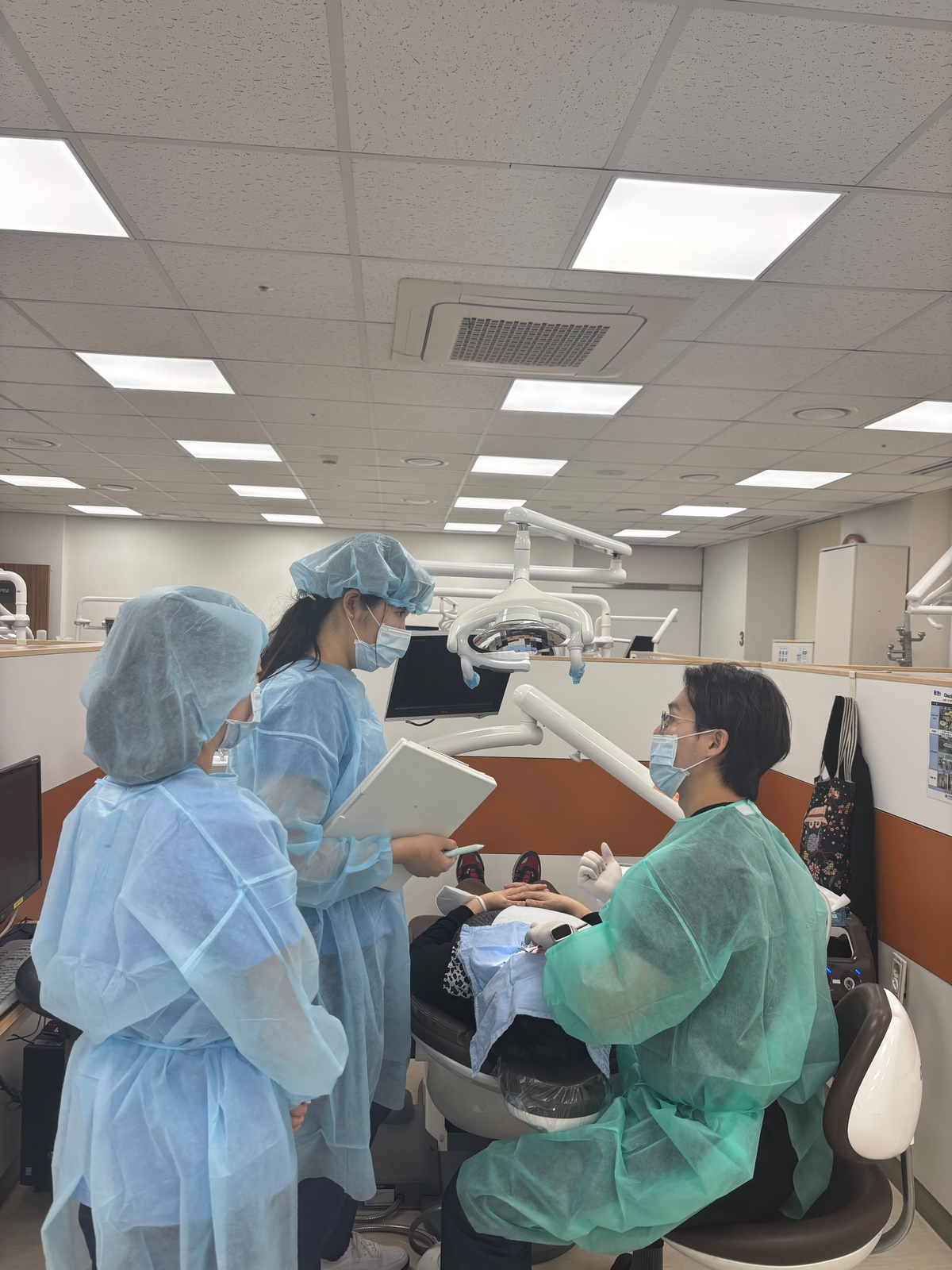 김유성 원장 학생 지도